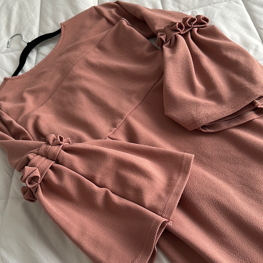 Salomon pink long maxi dress with design on sleeve